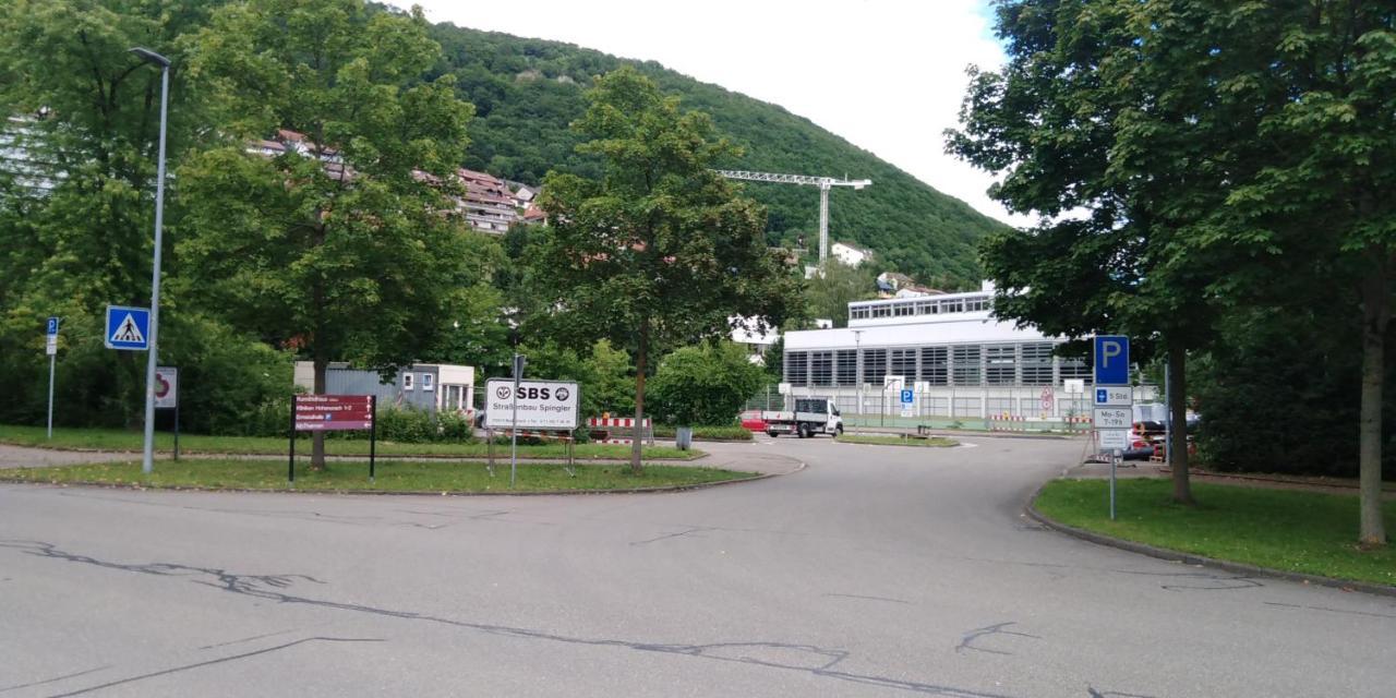 Bames Badurach Metzingen Stuttgart Apartment Бад Урах Екстериор снимка